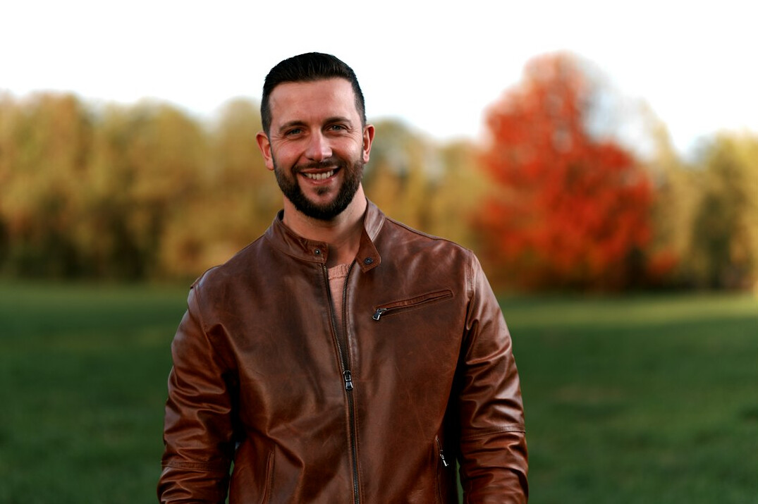 Portrait of a smiling man in a casual jacket
