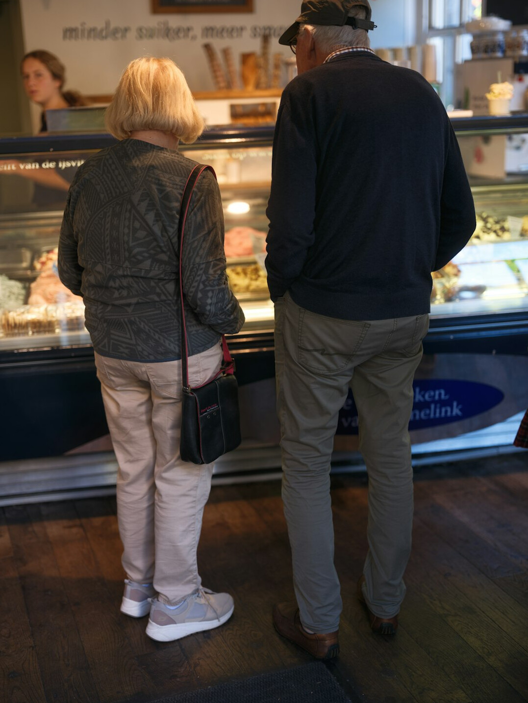 elderly couple shopping